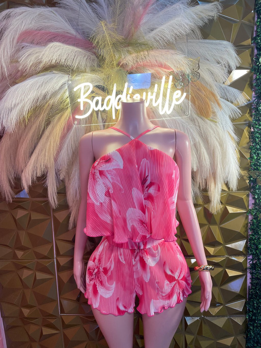 Baddie Bloom Pleated Romper